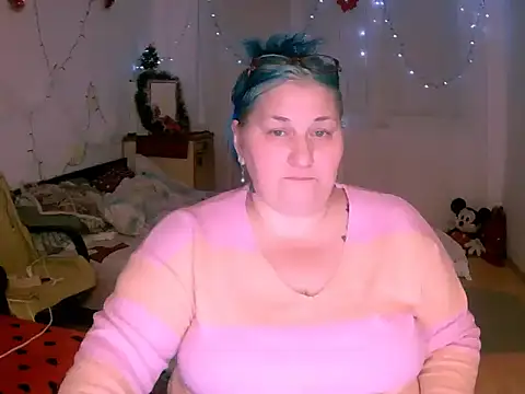 BlondyBigBoobs webcam