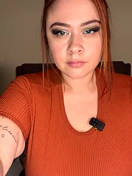 Webcam Model (maddy_Bloomm)  is live.Free join now!