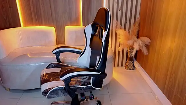 Maddy_Blaze_Tx webcam