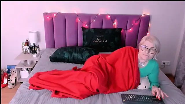 sabrinamacmarren webcam