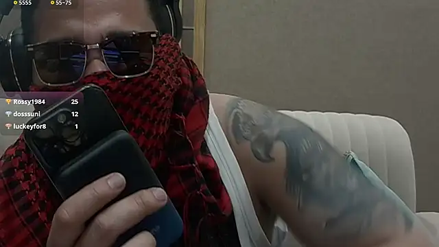 Baddies_Lover webcam