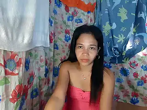 PinaySkinnyGirl webcam