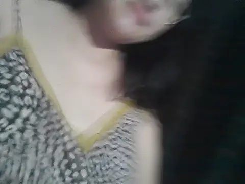 yummy_jyra02167 webcam