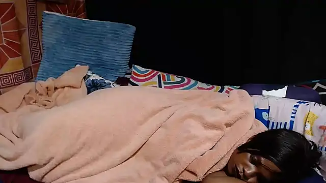 Thickbootykim webcam