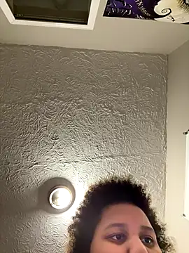 chocolate_bella webcam