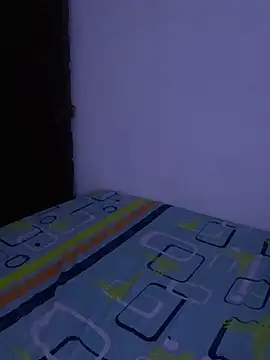 zaracollins01 webcam