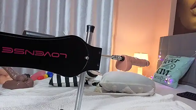 yourgoodcalmebonygirl webcam