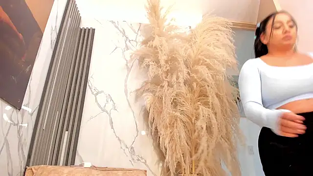 sofhiaa_adaams webcam