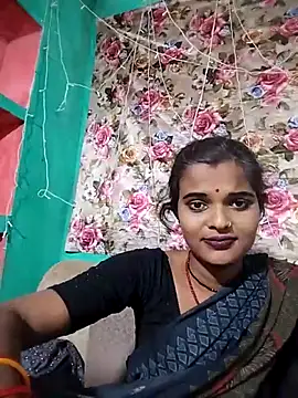 Webcam Model (Maya_bhoji)  is live.Free join now!