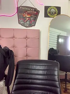 PrettyAshley_ webcam