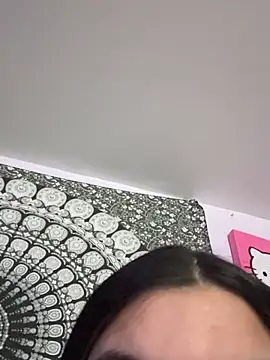 prettypussy21 webcam