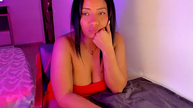 NicolePasqualott webcam