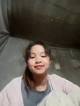 Webcam Model (Pretty-haert)  is live.Free join now!