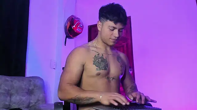 Dominic_Biker__ webcam