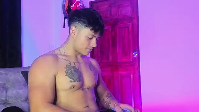 Dominic_Biker__ webcam