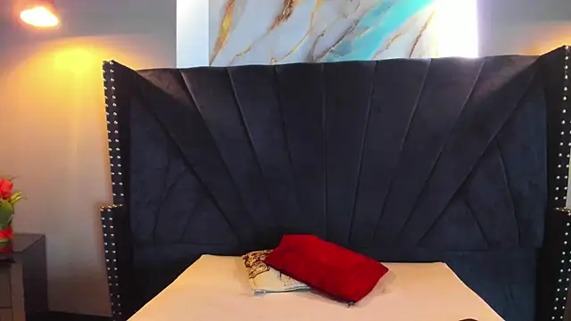 Amellia_brown2 webcam