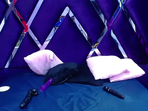 atena_glow_ - Atena_Glow_'s free webcam - UK Sex Cams