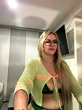 LARIANA_RIVERA23 webcam