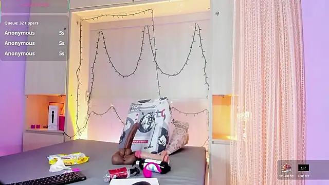 CassiieLondon webcam