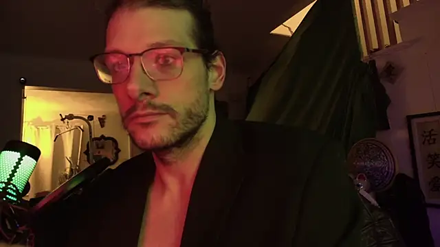 MasterDaddyCool webcam