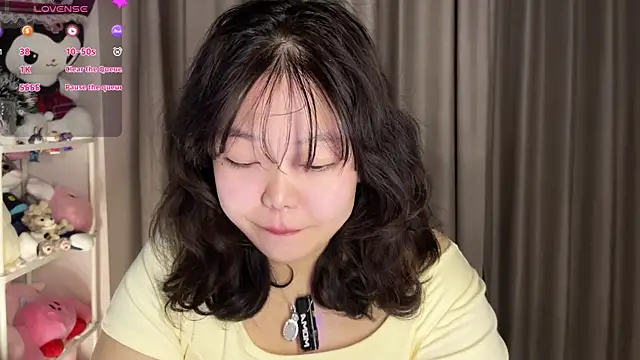 Kittenfishing's chatroom