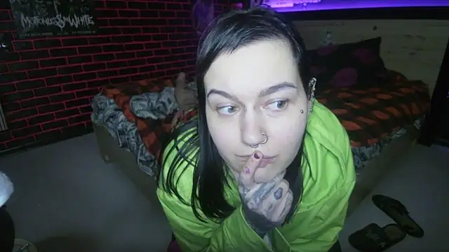 MessalinaOfficial webcam