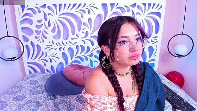 sunny_maya_ webcam