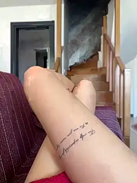 BlondmeKedicik webcam