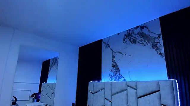 Sienarosewood webcam