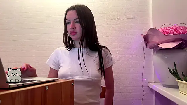 DemetriceChisholm webcam