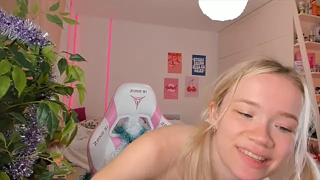 Lily_Young webcam