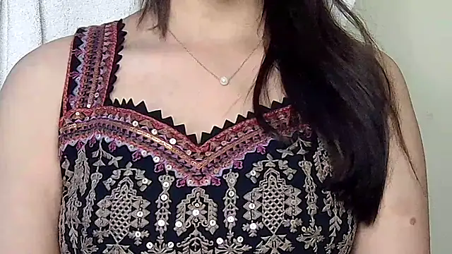 Naina_For_You webcam