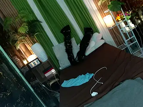 Queen_kendalx19 webcam