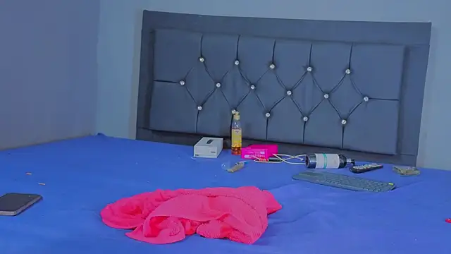 ass_naughty_20 webcam