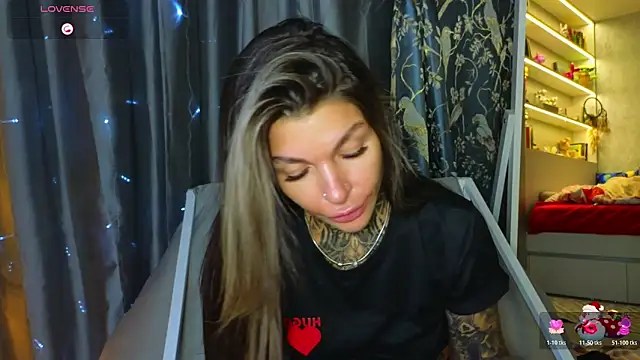 tattooedBabyy webcam