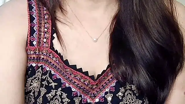 Naina_For_You webcam