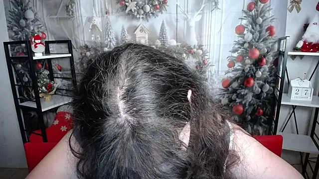 NeonilaLisova webcam