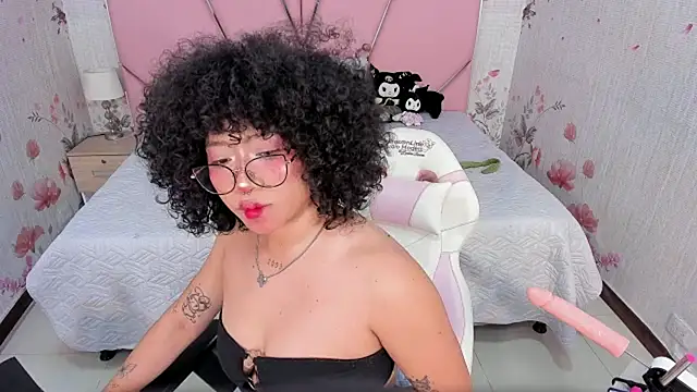 SafiroAgataaa webcam