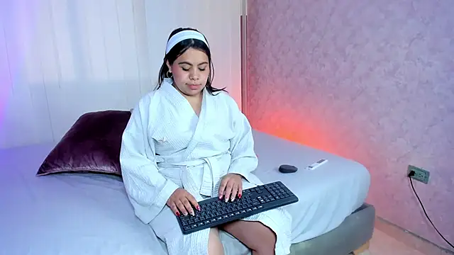 luna_velvett_ webcam