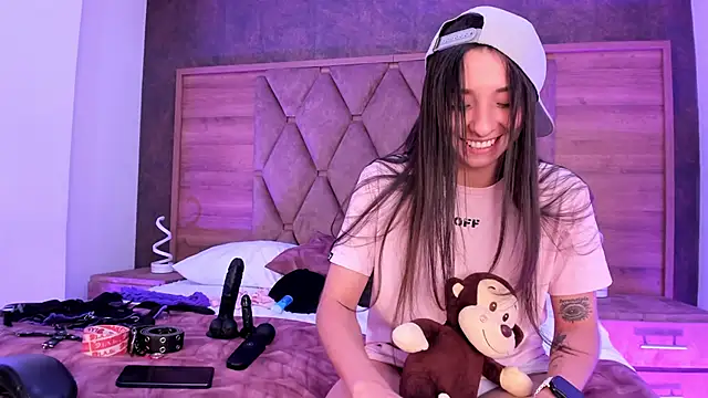 VictoriaSaenz1_ webcam