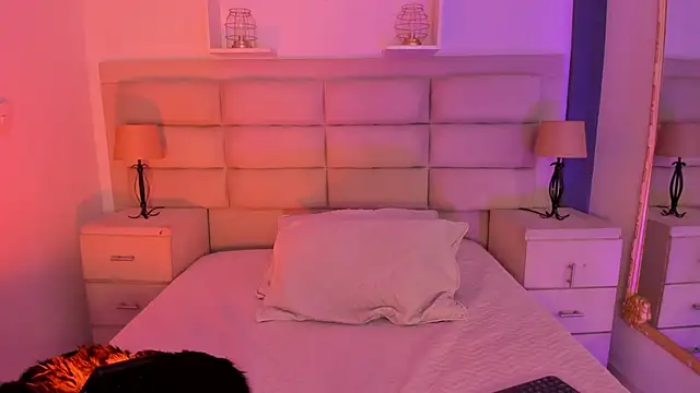 VictoriaMonroee_ webcam