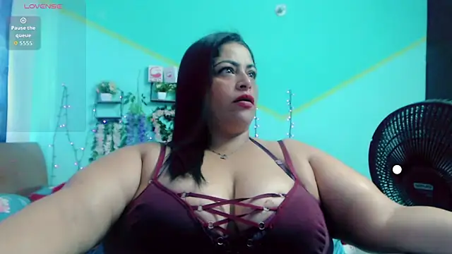 NickyRibeiro webcam