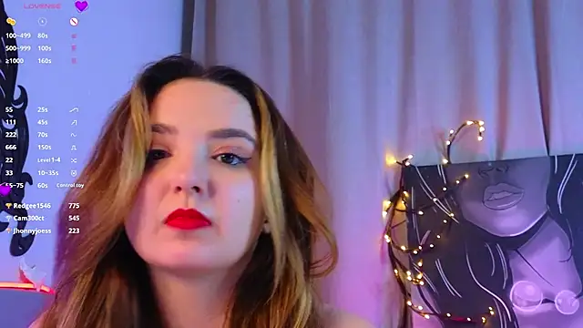 LucilleMcBride webcam