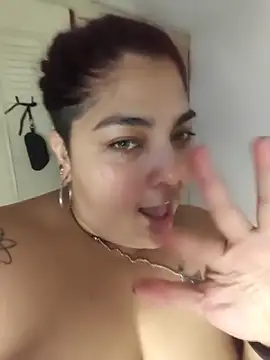 kendra_lil_evill webcam