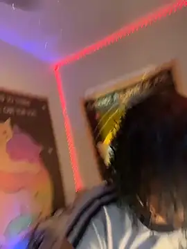 Webcam Model (loveluna8) is live