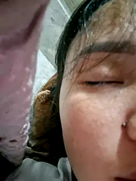 Webcam Model (Pretty-haert)  is live.Free join now!