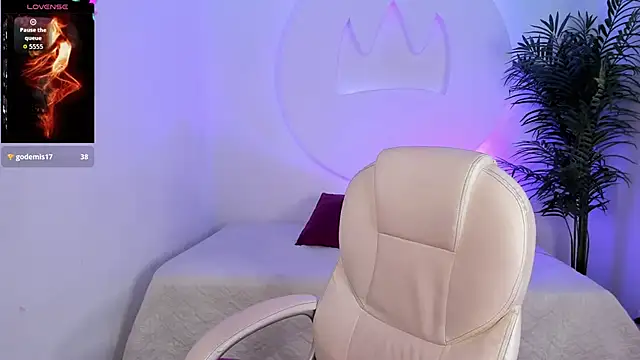 Ariana_Pierce webcam