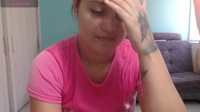 Anthonela_Queen webcam