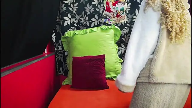 indianmaxine07 webcam