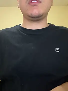 VelvetWhisper_X webcam